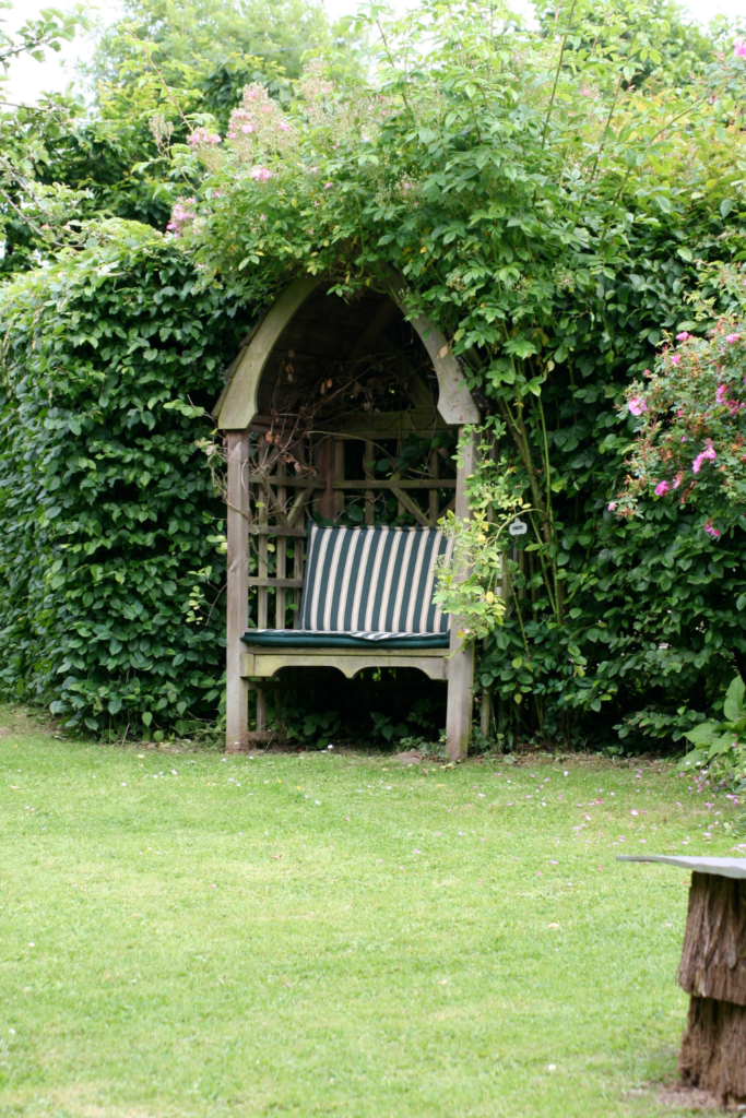 english cottage garden