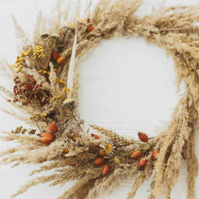7 Stunning Fall Door Hanging Ideas for Your Entrance Her Cottage Home