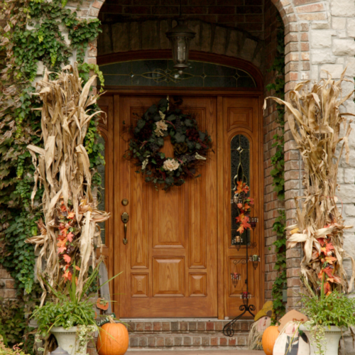 fall door hanging